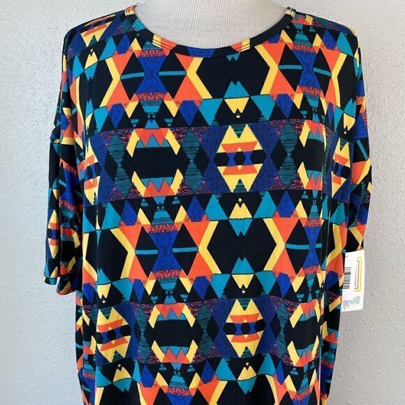 NWT LulaRoe Irma Top Size S - Picture 2 of 8